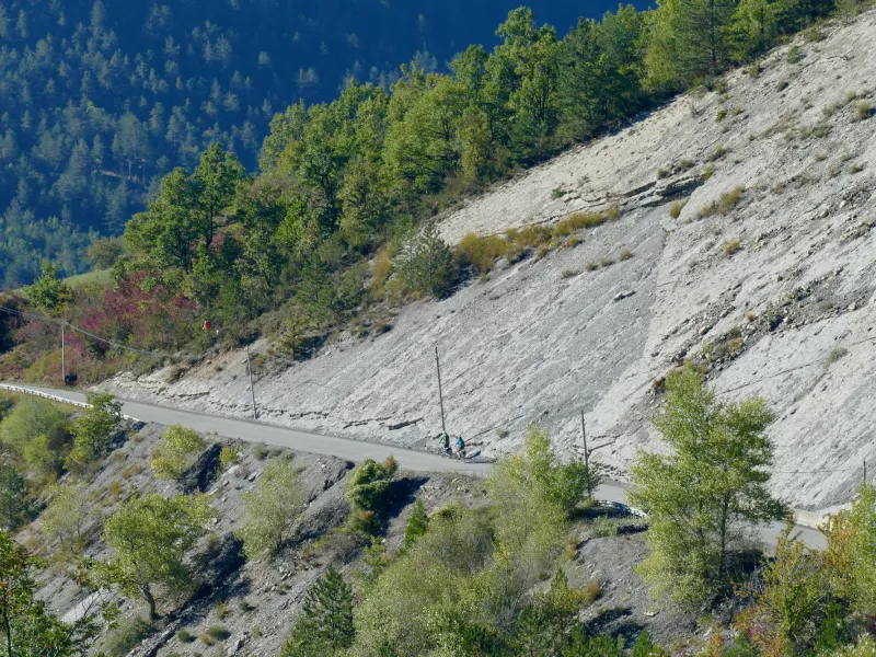 Abfahrt vom Col du Corobin Zwischen Digne-les-Bains und Barrême