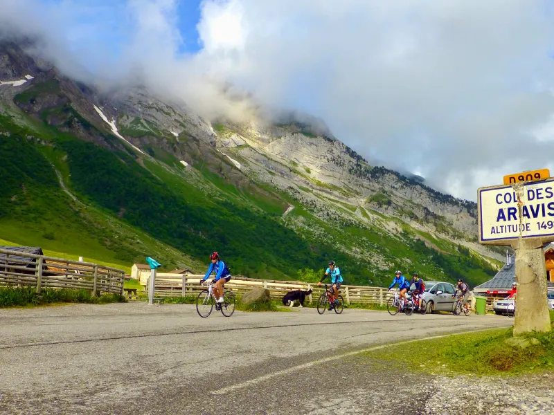Überquerung des Col des Aravis