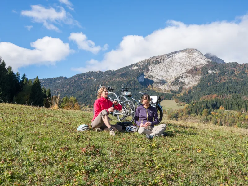 Snackpause auf den "P'tites Routes du Soleil".