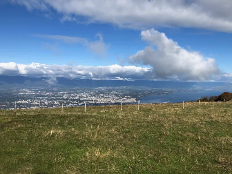 Blick vom Salève auf den Genfersee