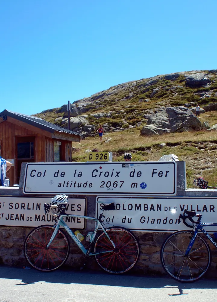 Gipfel des Col de la Croix de Fer