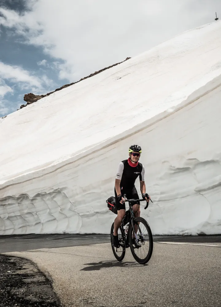 Schnee auf den Alpenpässen