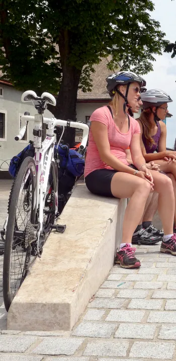 Startgruppe von Route des Grandes Alpes mit dem Fahrrad