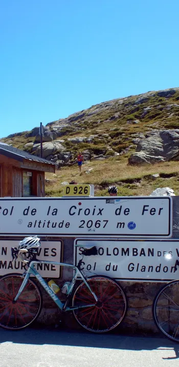 Gipfel des Col de la Croix de Fer