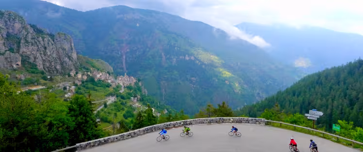 Südosthang des Col de la Couillole