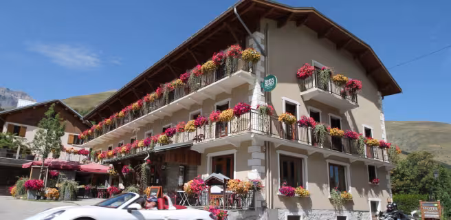 Hôtel du Crêt-Rond