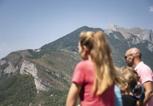 Sommer rund um die Quellen des Sees von Annecy