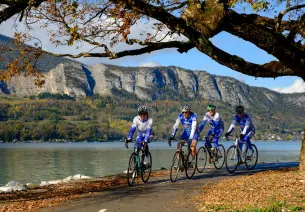 Radfahren rund um die Quellen des Sees von Annecy