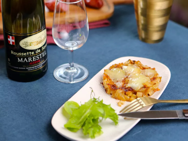 Galette de Crozets Tomme des bauges und Vons de Savoie